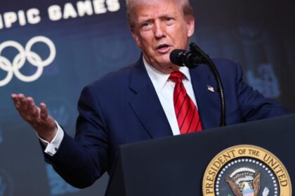 Trump can't deny funds to L.A. and 30 other 'sanctuary' jurisdictions, judge rules