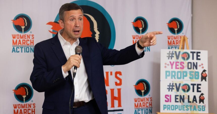 Proponents of Nov. 4 redistricting ballot measure vastly outraise opponents